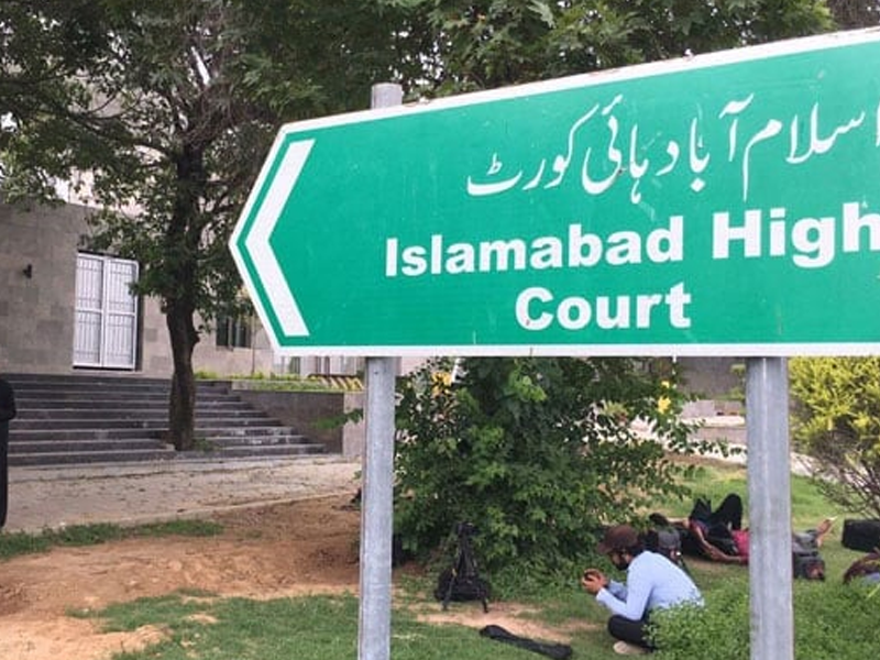 IHC directs placing DC’s name on ECL in contempt case