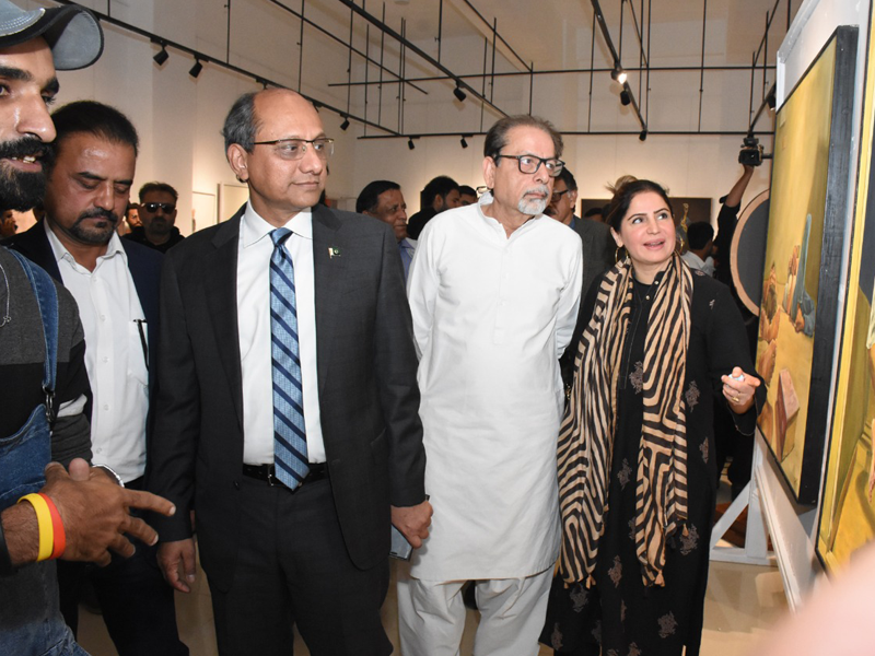 Minister lauds holding Mini Thesis Show for students at Arts Council