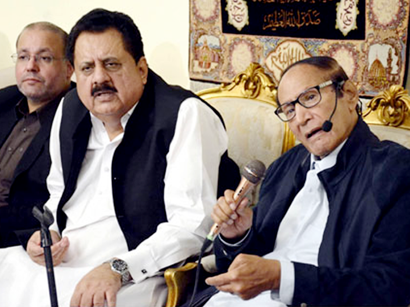 Ch Shujaat meets Elahi, advises him return to PML-Q