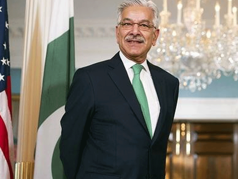 Advises worker to ‘Jail bharo’, himself hides in home like mouse: Kh Asif