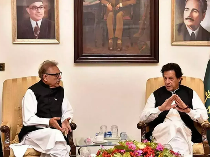 Elahi reiterates pledge to stand with Imran in meeting with Dr Alvi