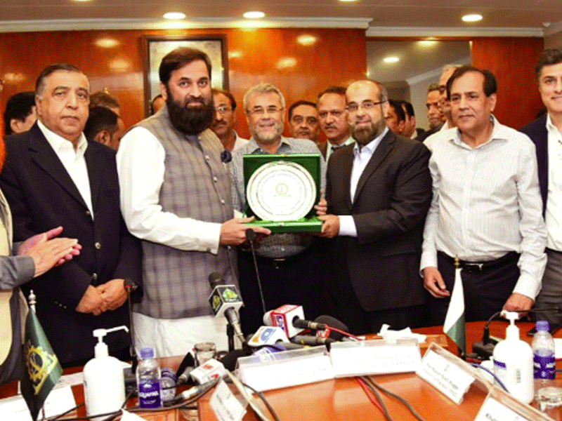 Gov Punjab proposes charter of economy on visit to FPCCI