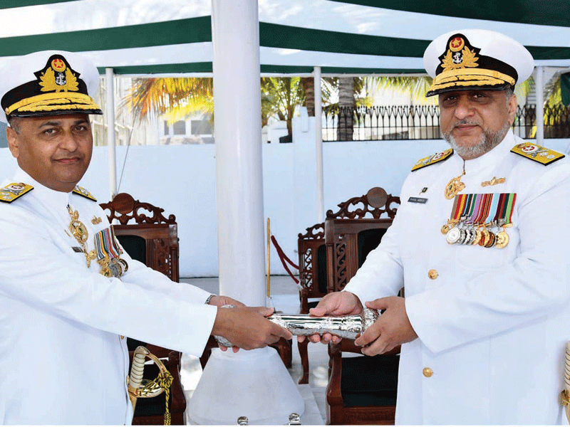 Faisal Abbasi assumes command of Pakistan Fleet as COMPAK