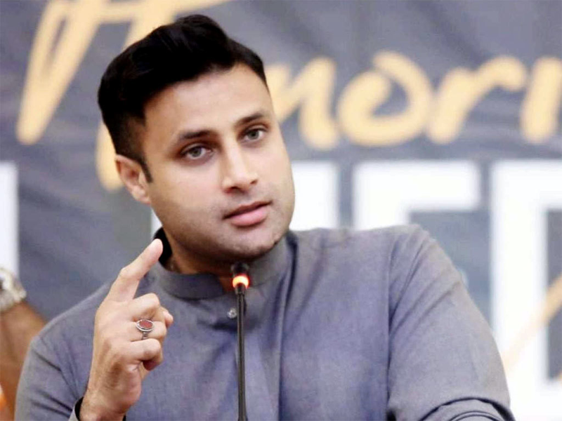 Arrest warrant of ex-Minister Zulfi Bukhari issued