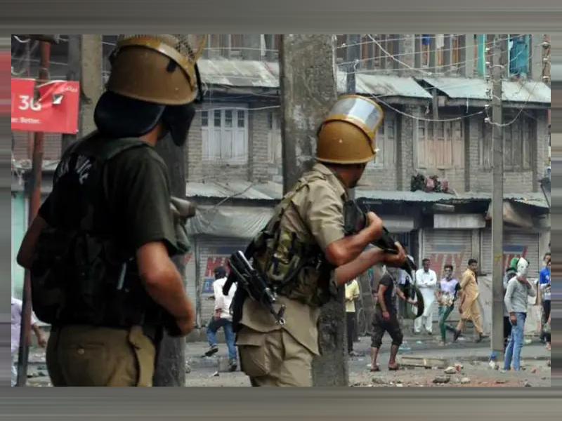 Indian troops martyr 2 more Kashmiri youth in IIOJK, 8 since Monday