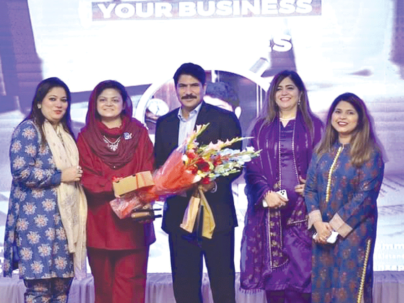 Womenza Pakistan’s workshop on build, grow business