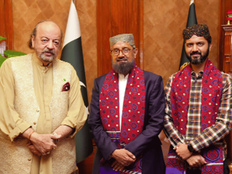 Spiritual figure Sajjan Sain meets acting governor Agha Siraj Durrani