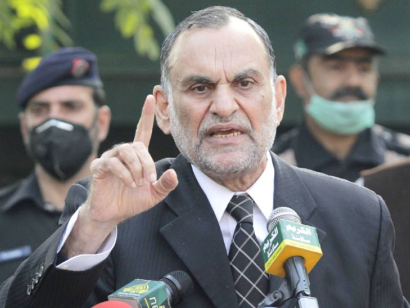 Azam Swati tells SC’s human rights cell ‘living like a breathing corpse’