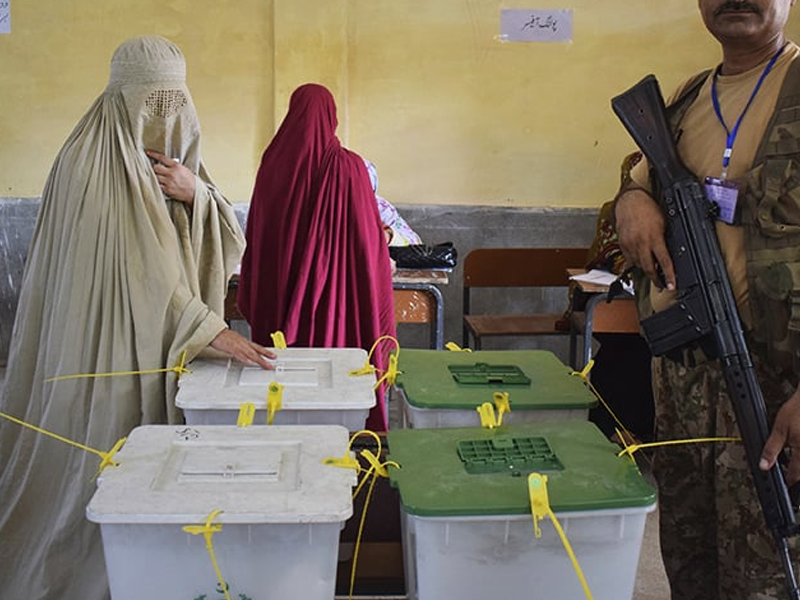 Women voters bar to cast vote in Swabi, Talagang areas