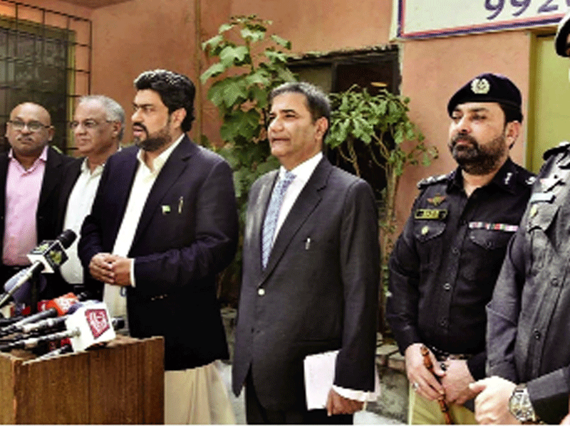 Gov Sindh visits Nazimabad Community Policing Centre