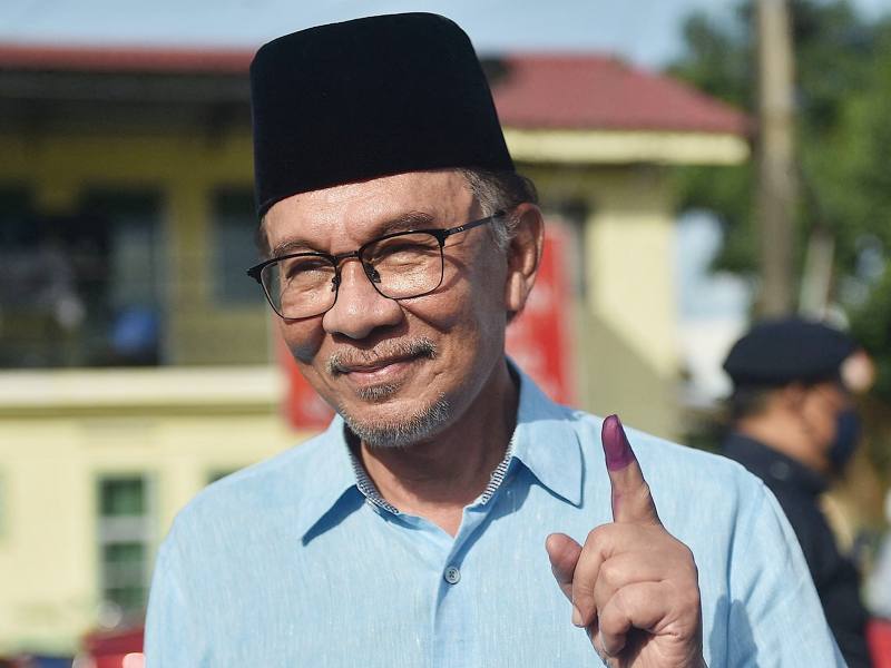 Opposition leader Anwar named next Malaysian PM