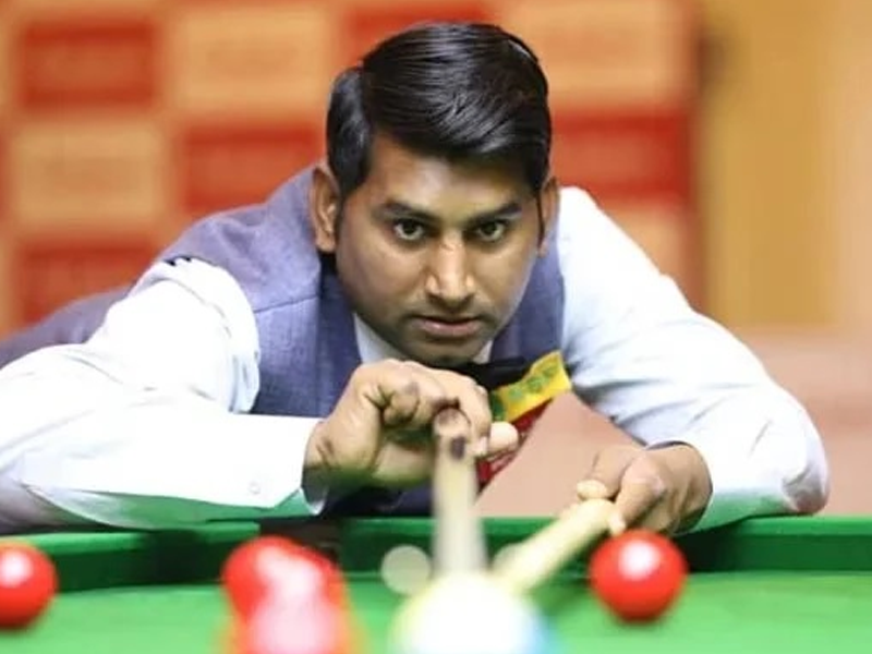 Reaches Asian 15-Red Snooker Championship semi-finals