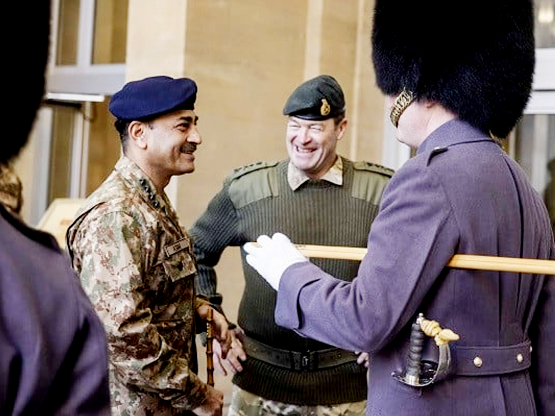 UK Gen arrives, will meet Army Chief