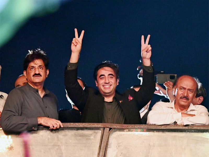 Imran’s efforts to turn ‘institutions into tiger force’ will go in vain, says Bilawal