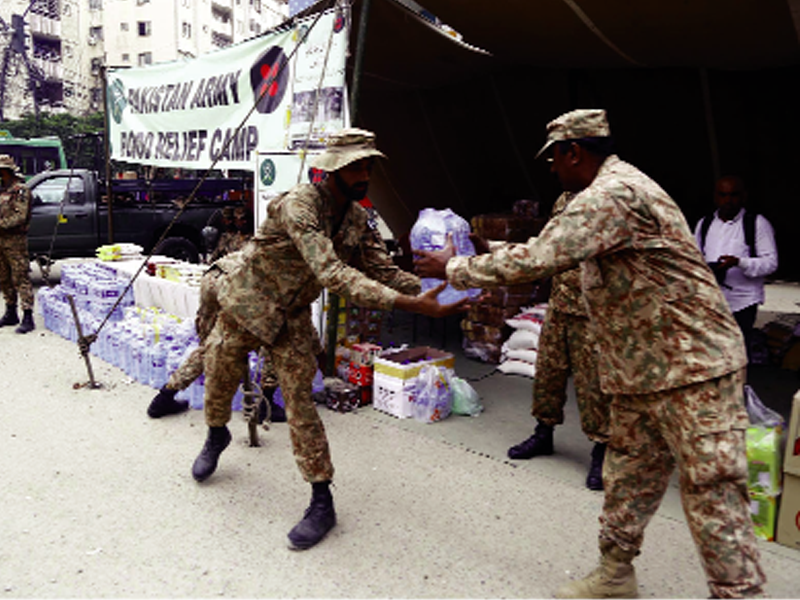 Rangers continue its relief operations in Sindh