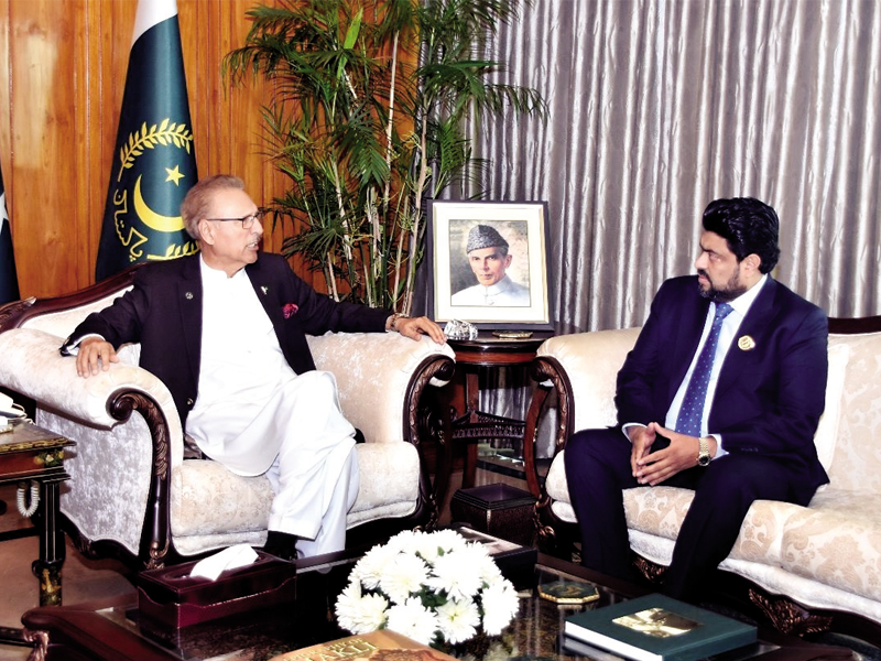 Gov Sindh Tessori, Dr Alvi discuss Sindh issues, steps for flood victims