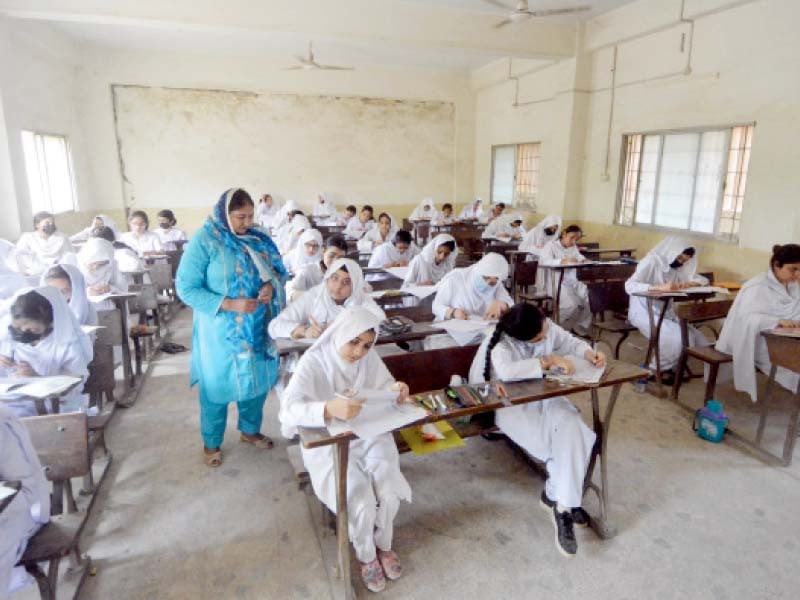 Sindh govt cracks down on 5000 ‘ghost teachers’