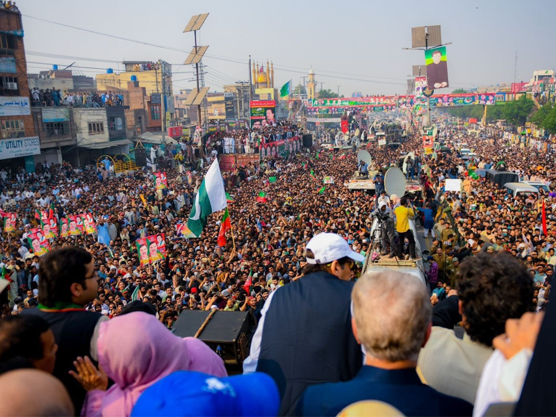 Islamabad's Red Zone stretches out amid PTI long march 'threat'