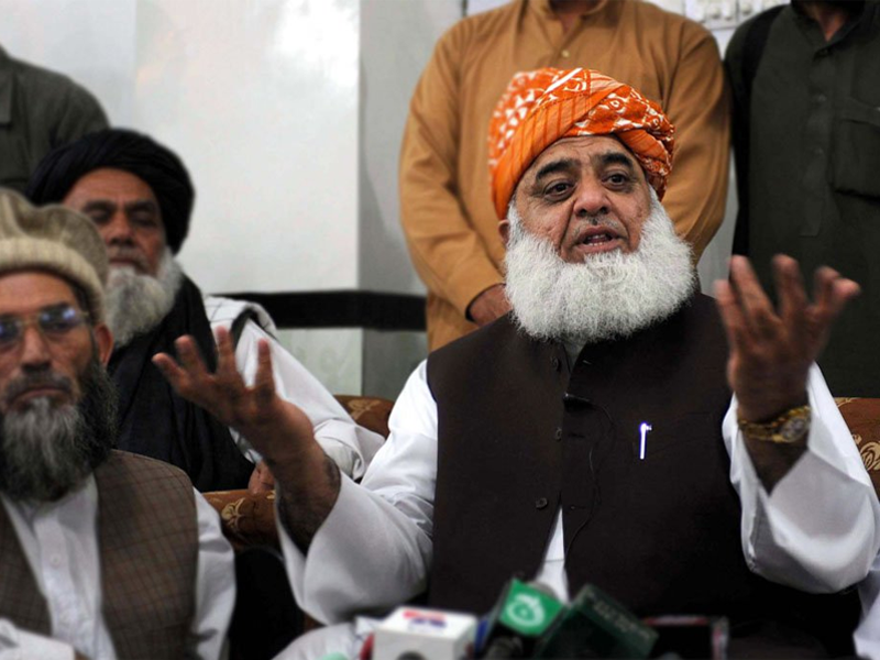 JUI-F Chief Fazl ‘unhappy’ over delaying action against PTI Chairman