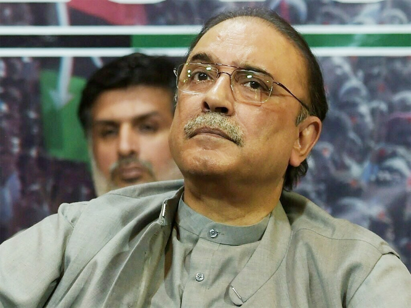 PTI files reference against Zardari for ‘violating’ Toshakhana rules