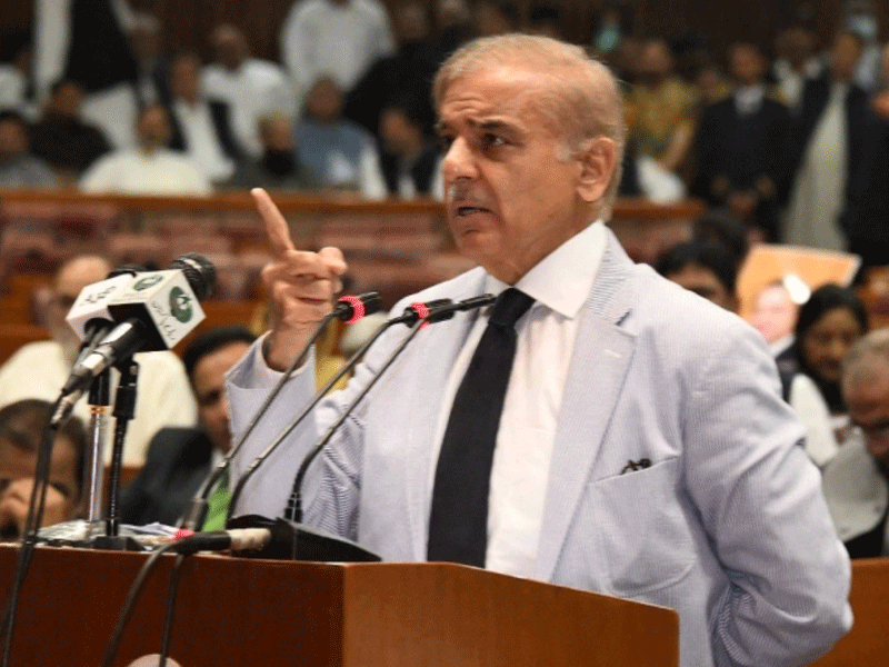 PM expresses satisfaction over performance of economic team