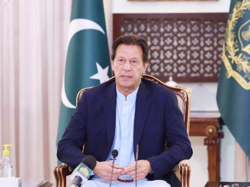 Reaching out to IMF mandatory to avert default: Imran Khan