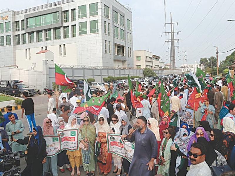 Citizens stage protest over water, electricity shortage