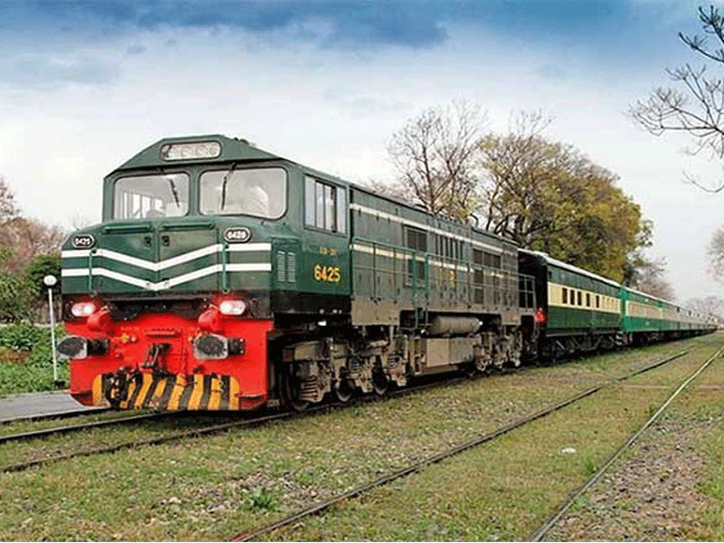 Pak Railway to restore four more trains