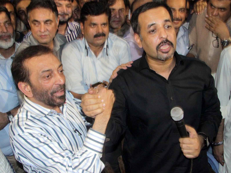 ‘Governor Sindh Tessori in talks with disgruntled MQM leaders Sattar, Kamal’