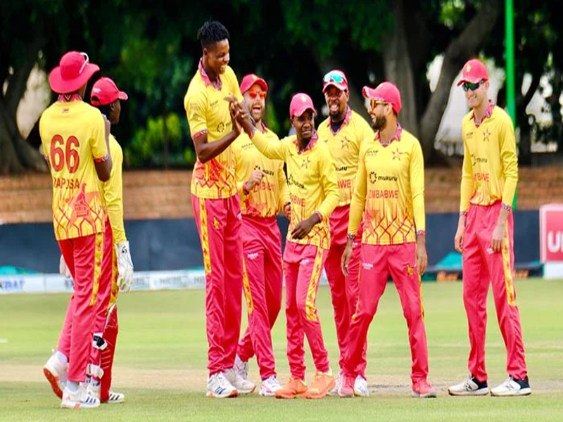 Zimbabwe beats Pakistan by 2 wickets in final T20I