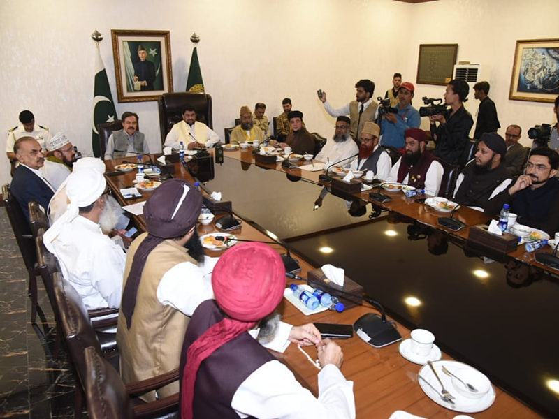 Tessori discusses 12th Rabiul Awwal arrangements with religious scholars