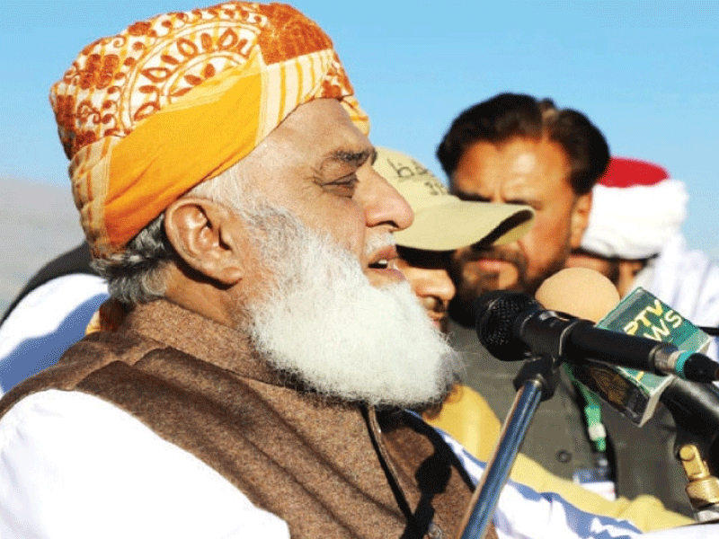 JUI-F Chief Fazl accuses Imran of doing propaganda