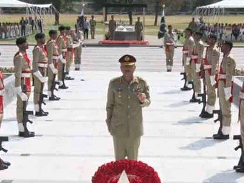 Youm-e-Takreem-e-Shuhada-e-Pakistan’: Ceremonies held at GHQ, PAF, Navy