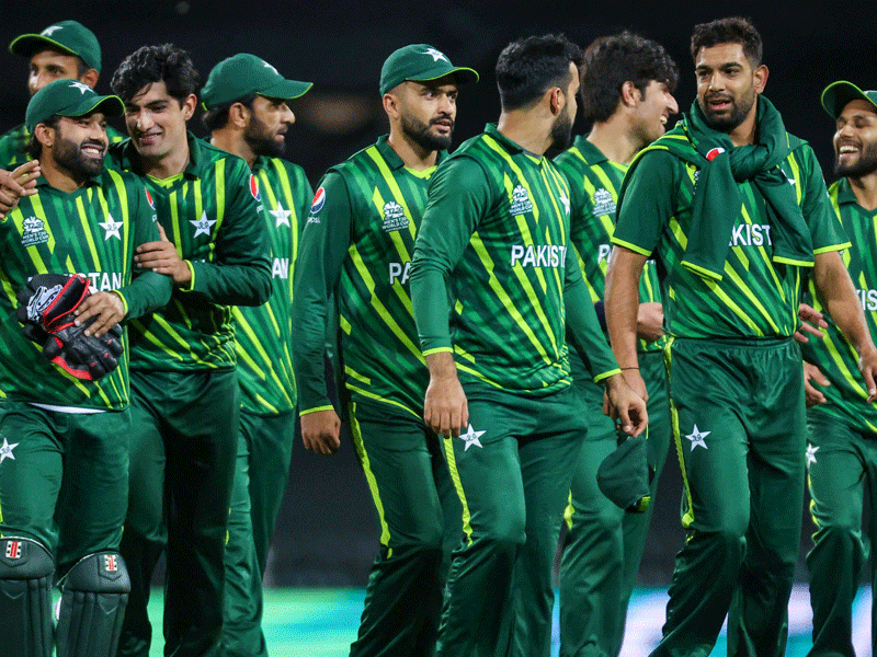 Pakistan keep slim T20 World Cup hopes alive with South Africa win