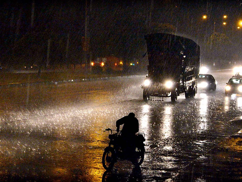 Heavy rainfall, thunderstorms about to enter Sindh: MET