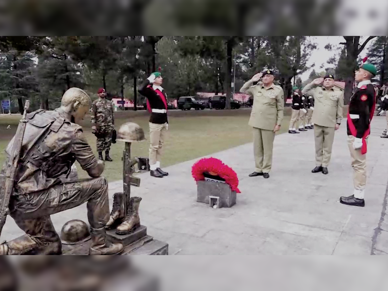 COAS pays farewell visit to PMA Kakul, Baloch Regiment