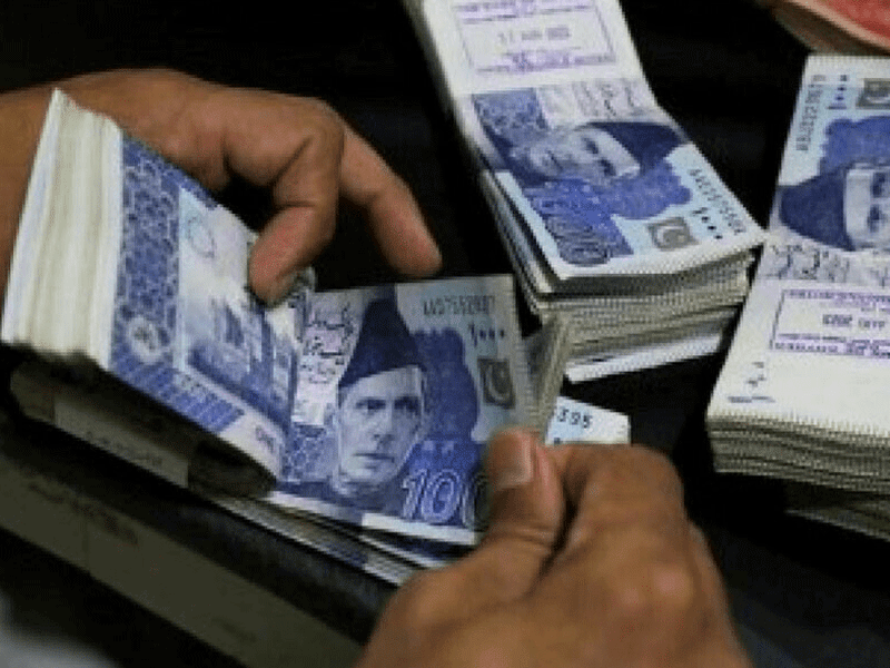 Rupee falls marginally, settles at 279.88 against dollar