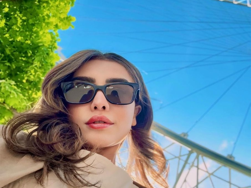 Maira enjoying vacation in London