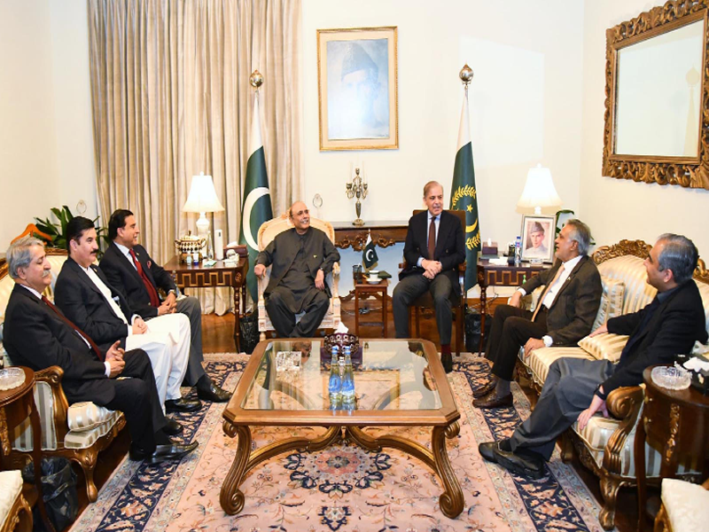 President Zardari, PM vow to move ahead with legal reforms via consultations