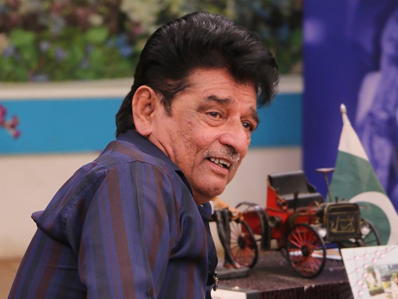 Renowned actor, comedian Ismail Tara breathed his last in Karachi