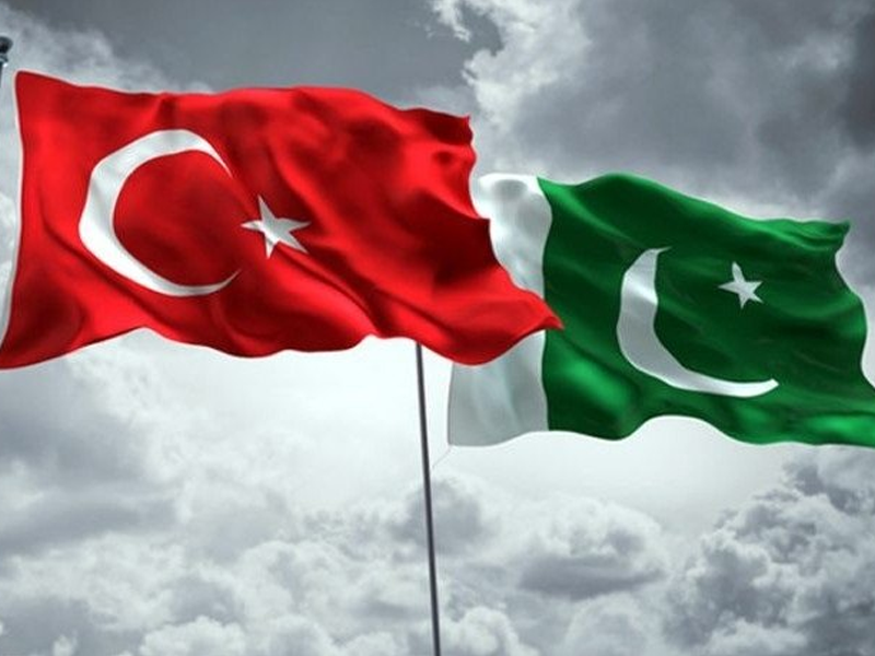 Pakistan, Turkey sign PTA to boost trade