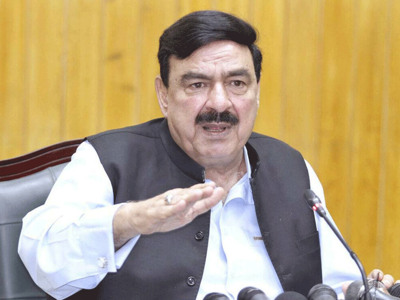 Sheikh Rasheed berates govt for pushing economy to brink