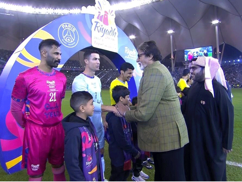 Amitabh Bachchan meets football ‘Big Bs’ in Riyadh