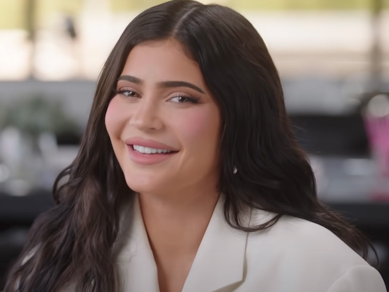 Kylie Jenner’s ‘bored attitude’ towards exciting fan welcomes criticism online