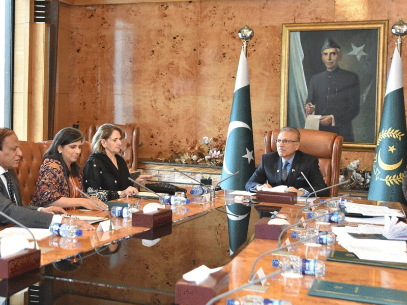 President Alvi for comprehensive strategy to address mental health issues