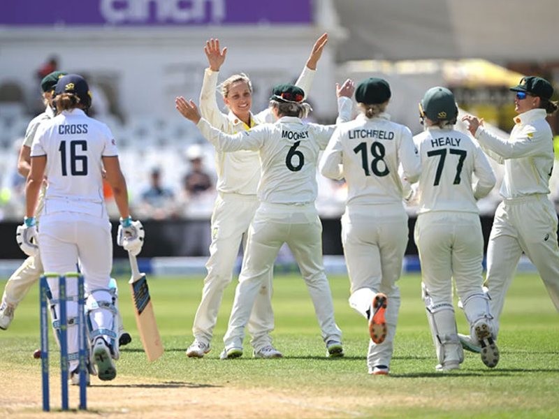 Ashleigh Gardner gives Australia women’s Ashes win over England